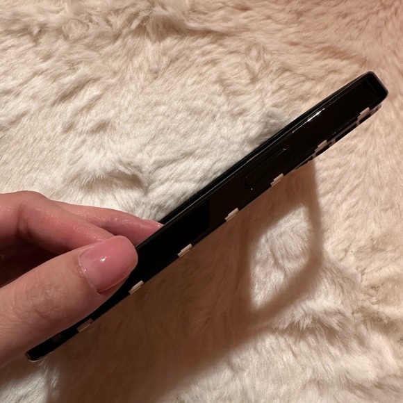 Kate spade iPhone 13 Pro case - Picture 3 of 3